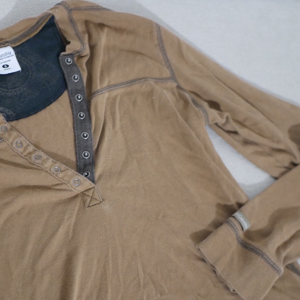 Columbia Long Sleeve Tee